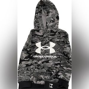 Boys Under Armour Camo hoodie size 3T